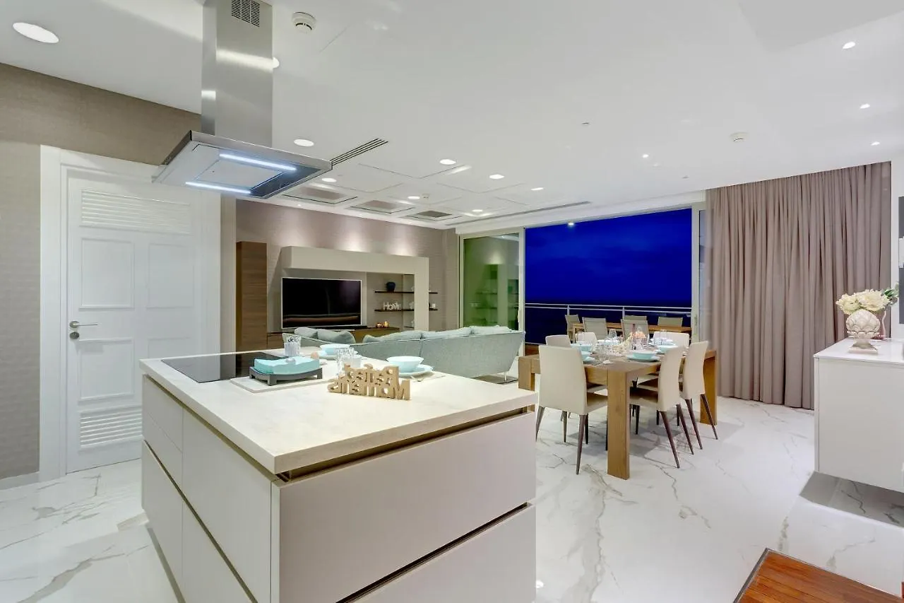 Super Luxury Apartment In Tigne Point, Amazing Ocean Views Sliema