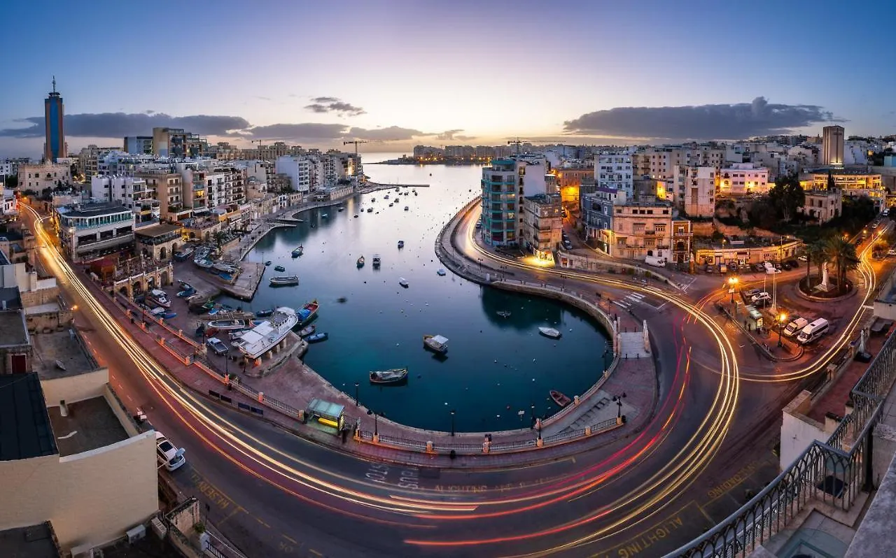 Super Luxury Apartment In Tigne Point, Amazing Ocean Views Sliema