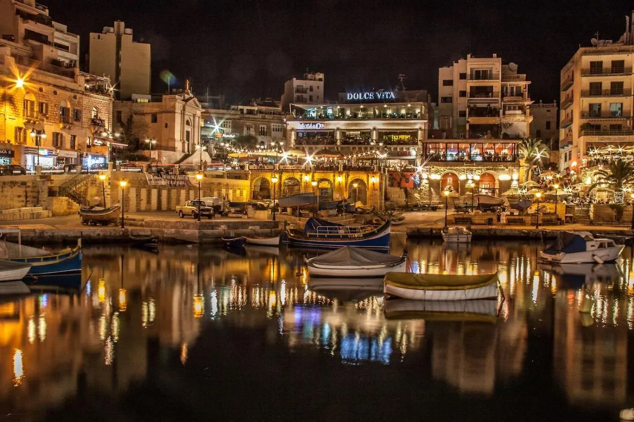 Super Luxury Apartment In Tigne Point, Amazing Ocean Views Sliema