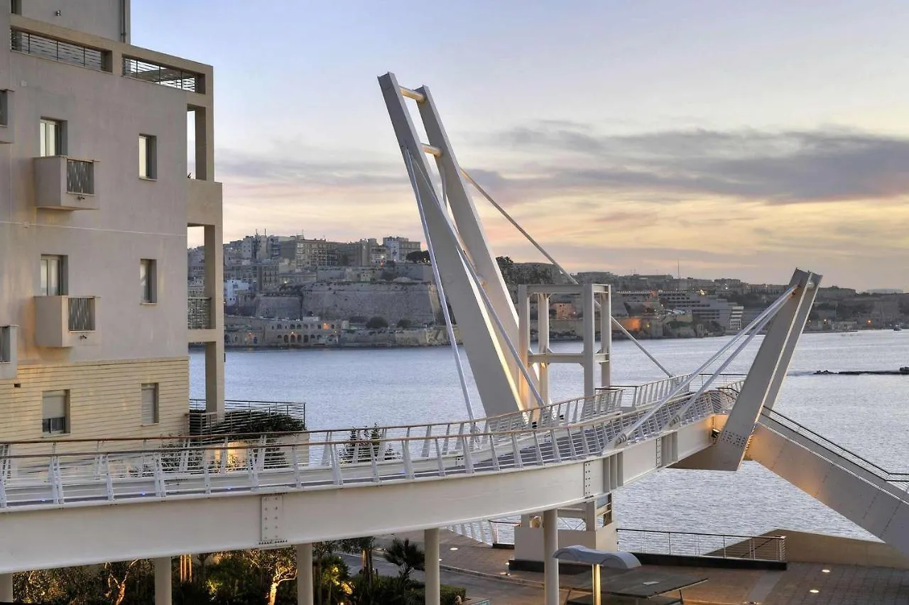 Super Luxury Apartment In Tigne Point, Amazing Ocean Views Sliema Malta