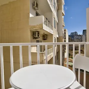 Appartement Tower Road 2-bedroom, Sliema